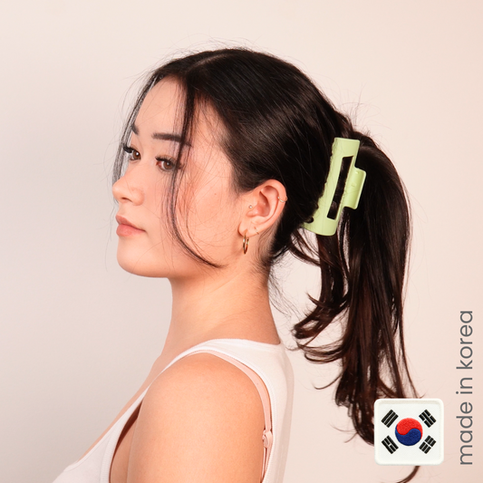 Sore scalp from hairstyles — gentle styling solutions, soft flexible hair clips, low-tension scalp-friendly accessories